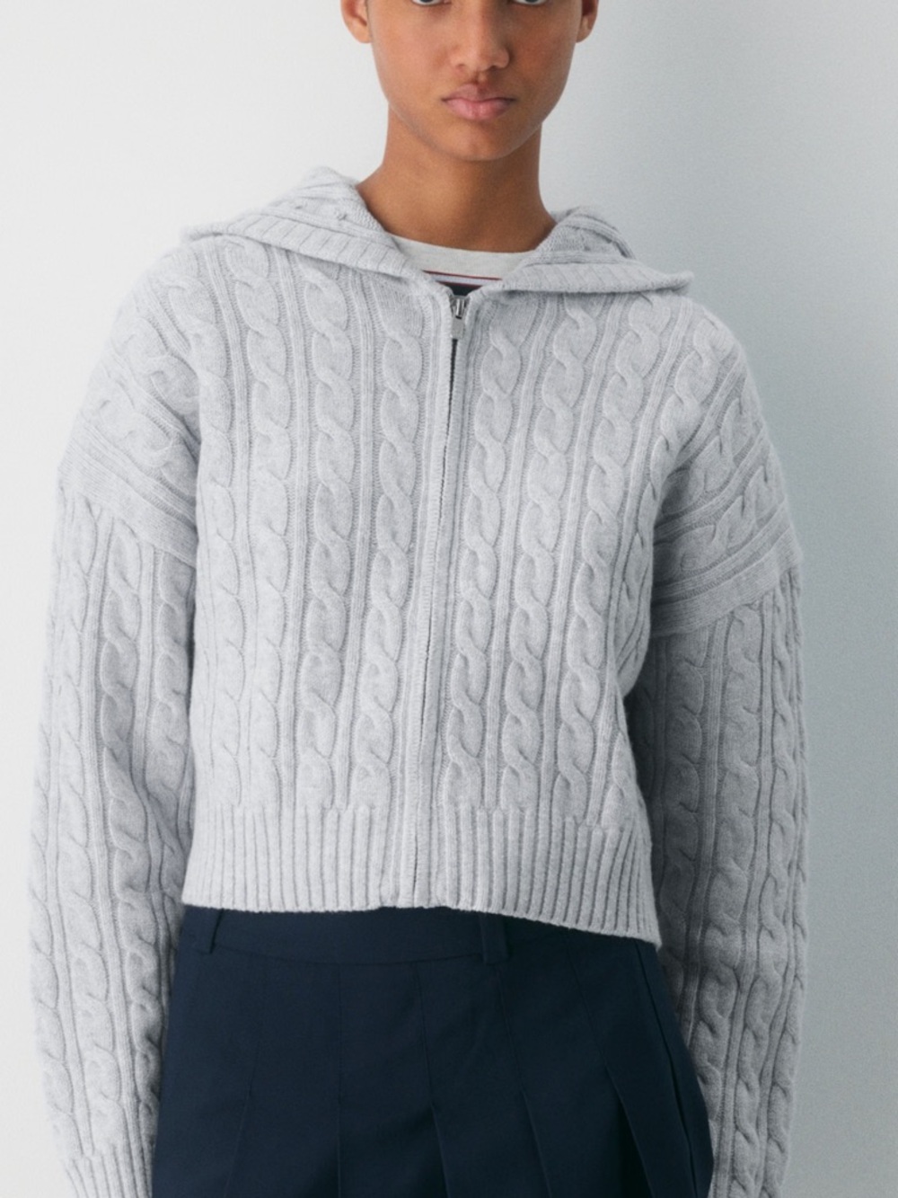 Aritzia Sunday Best Octavia Zip Hoodie
